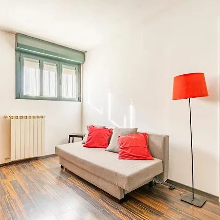 Lovely Apartment Navigli-3